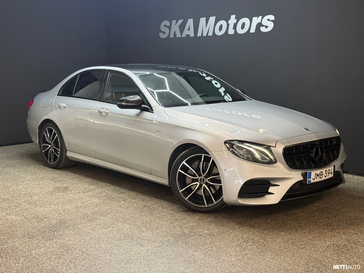 Mercedes-Benz E