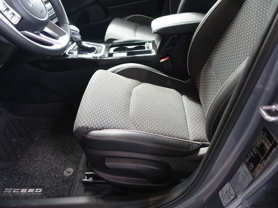 Kia Xceed 1,6 T-GDI 150hv EX DCT 2026, kuva 7/10