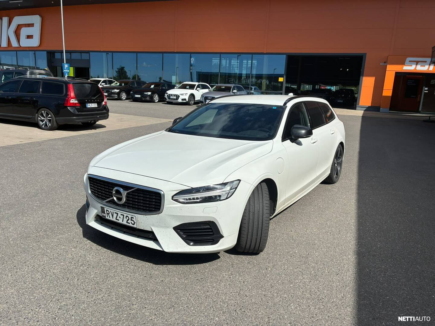 Volvo V90