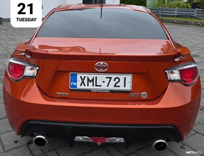 Toyota GT86 2,0 Boxer A/T 2012, kuva 7/18