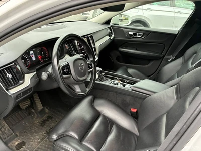 Volvo V60 Cross Country 2021, kuva 3/34