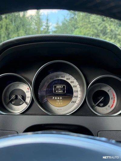 Mercedes-Benz C 2012, photo 7/8