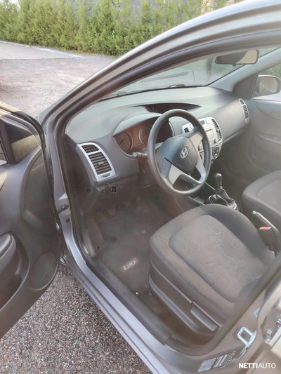 Hyundai i20 2012, kuva 5/10