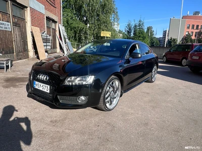 Audi A5 2010, photo 2/9