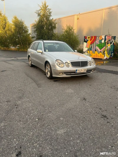 Mercedes-Benz E 2005, photo 2/5