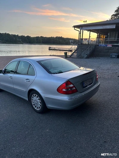 Mercedes-Benz E 2005, photo 3/11