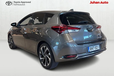 Toyota Auris 1,8 Hybrid Style 2016, photo 3/10