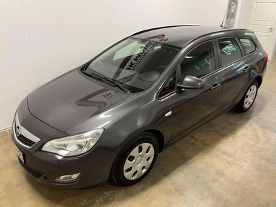 Opel Astra 2012, photo 4/22