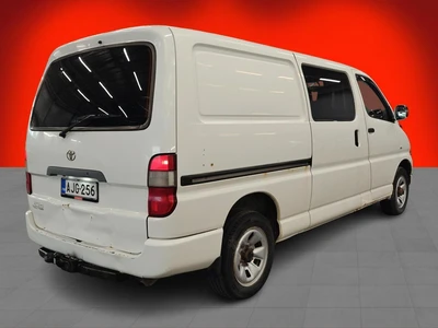Toyota Hiace 2,5 D-4D 100 5ov pitkä 4WD 2005, kuva 6/37