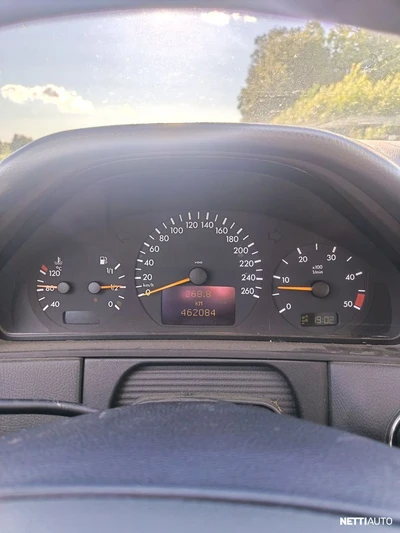 Mercedes-Benz 270 2002, kuva 7/9