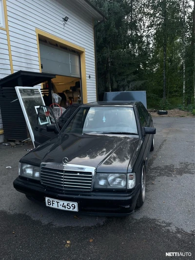 Mercedes-Benz 190 1990, photo 2/10