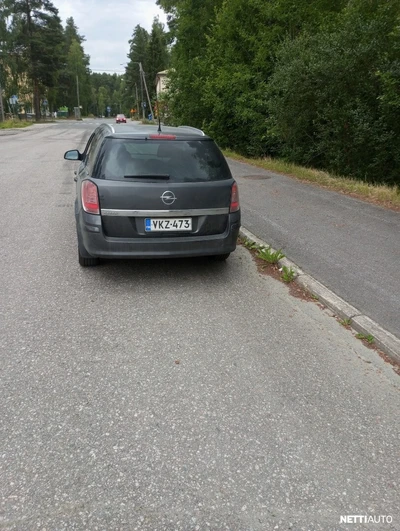 Opel Astra 2009, photo 3/5