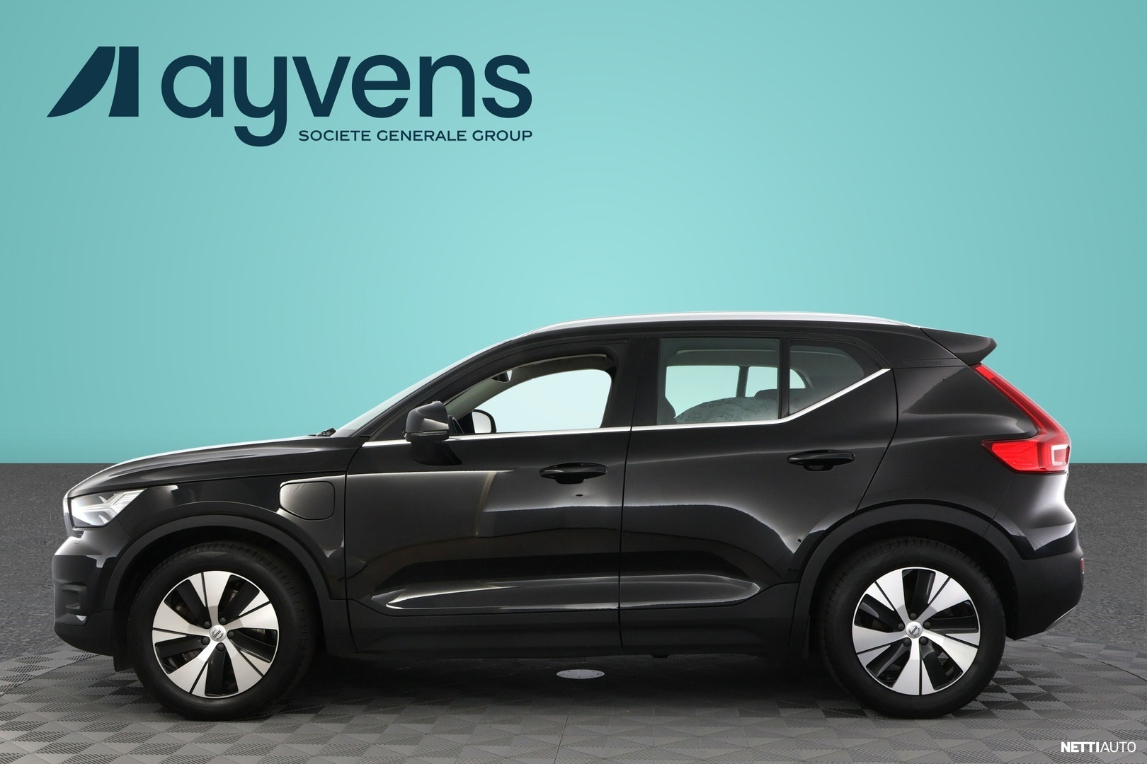 Volvo XC40 2021, photo 6/12