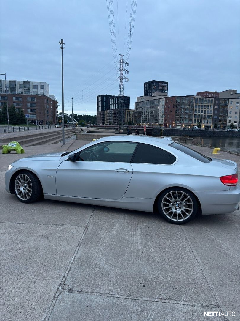 BMW 335 2007, photo 6/11