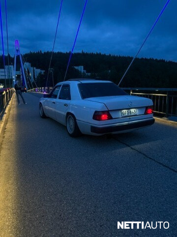 Mercedes-Benz 200 W124 1990, kuva 3/9