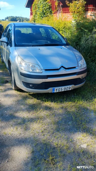 Citroen C4 1,6i 16v Design II Berline 2007, photo 3/6