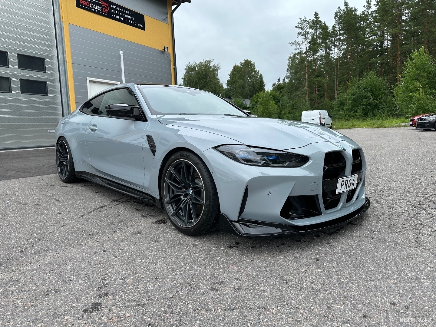 BMW M4