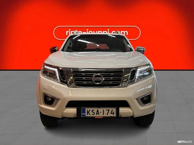 Nissan Navara 2016, photo 3/32