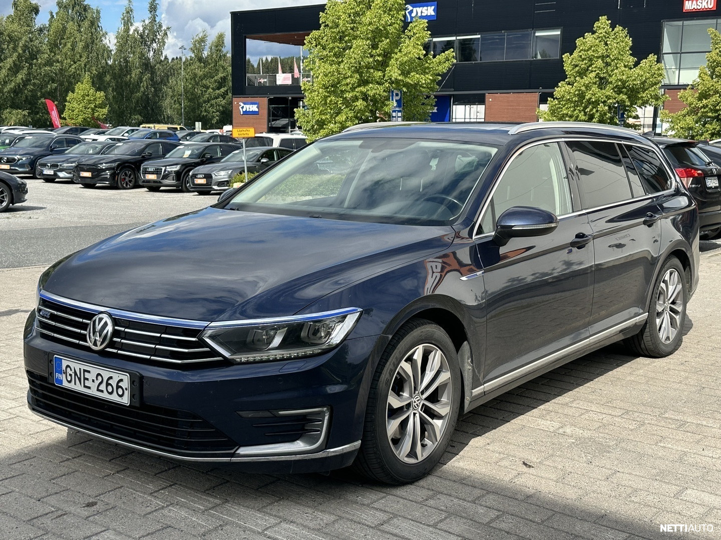 Volkswagen Passat 2016, kuva 3/12