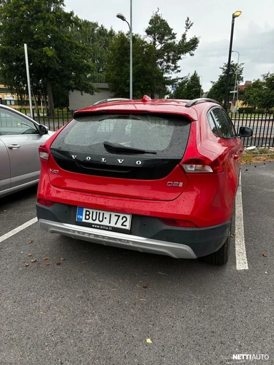 Volvo V40 Cross Country 2018, kuva 2/10
