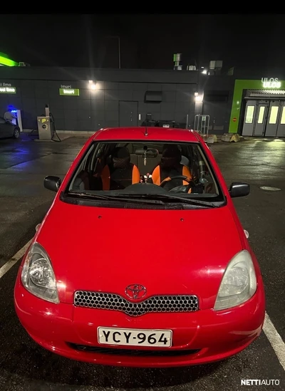 Toyota Yaris 2000, photo 4/8
