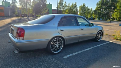 Toyota Crown Majesta i-Four 2002, photo 5/24