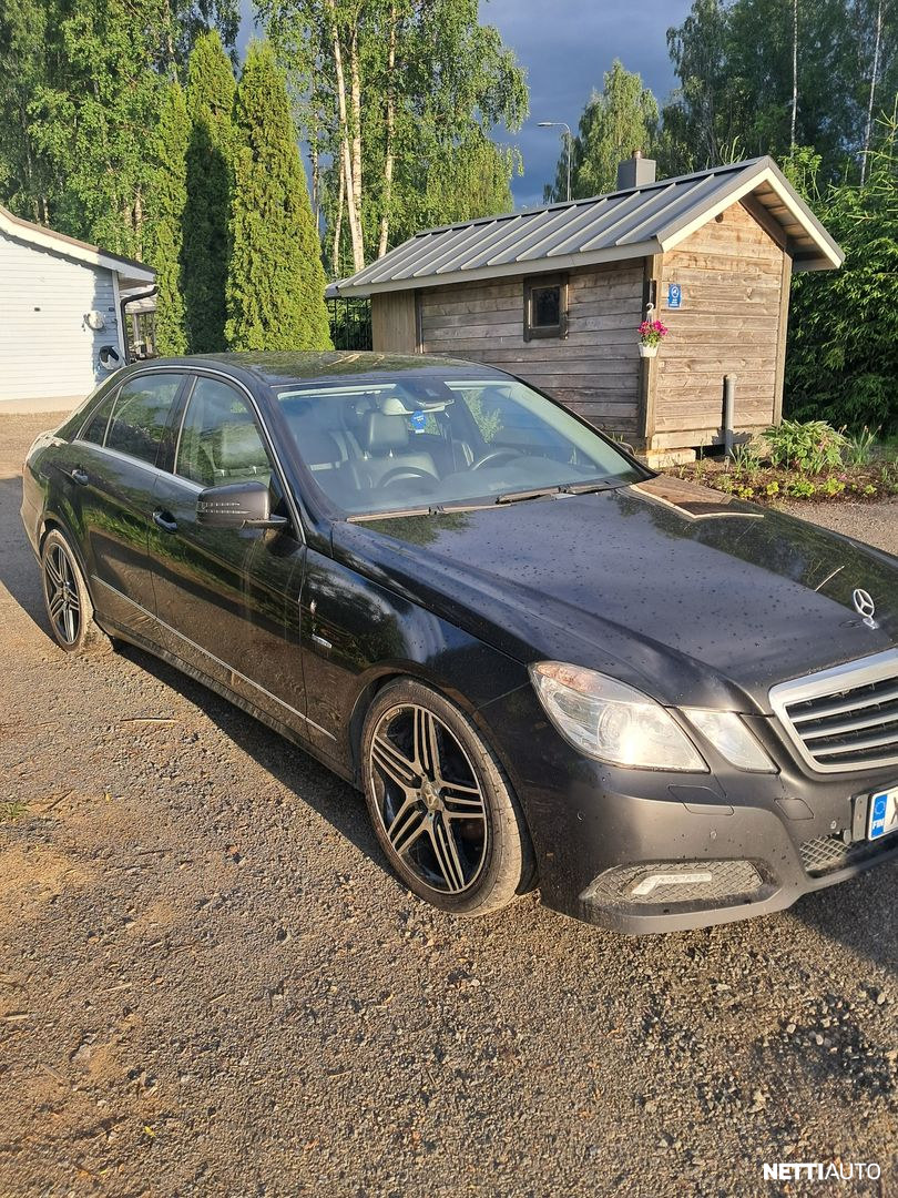 Mercedes-Benz E