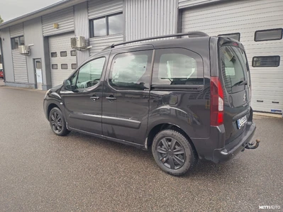 Citroen Berlingo 2011, photo 5/9