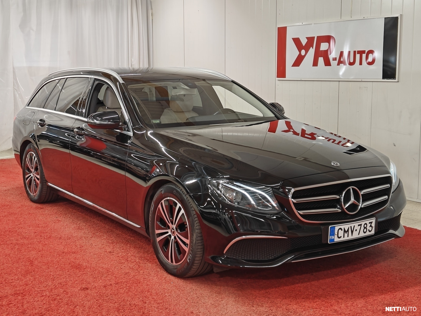 Mercedes-Benz E