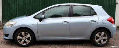 Toyota Auris 1,6 Dual VVT-i Linea Sol 2008, kuva 2/16