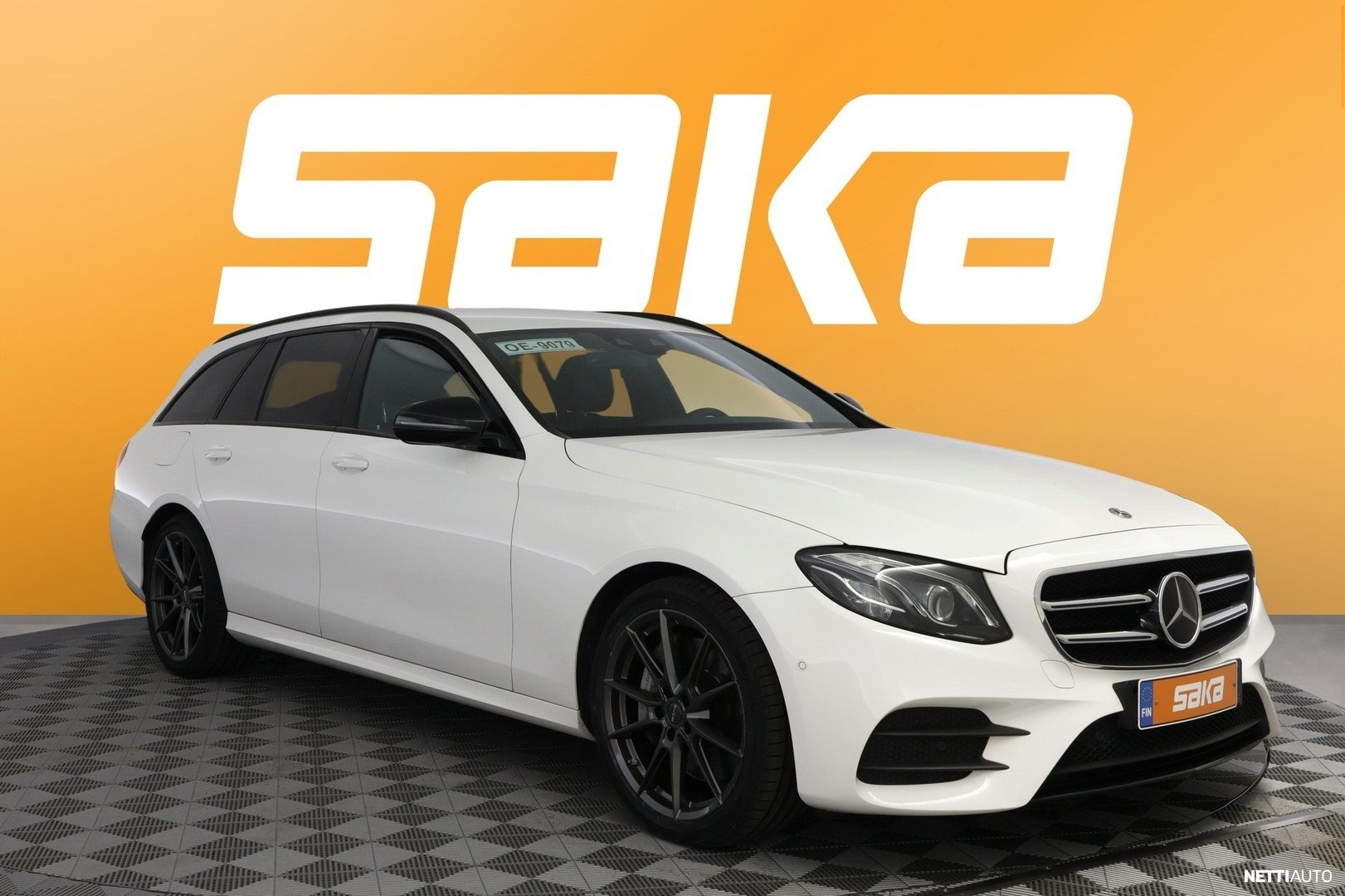 Mercedes-Benz E