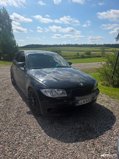 BMW 118 2006, kuva 1/10