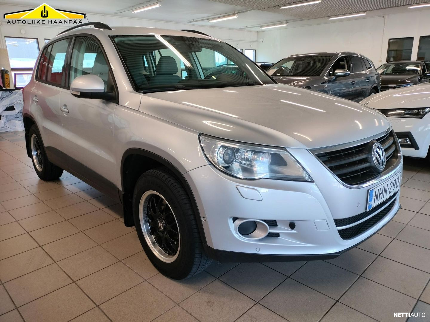 Volkswagen Tiguan 2009, photo 2/28