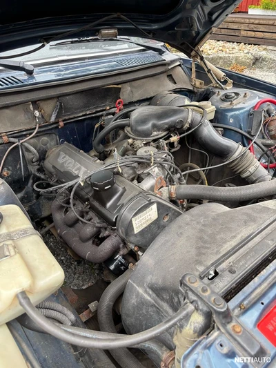 Volvo 240 1989, photo 5/9