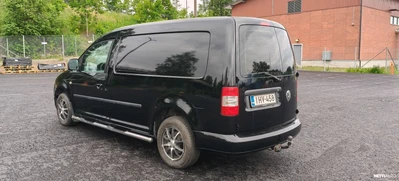 Volkswagen Caddy Maxi 2009, photo 3/10