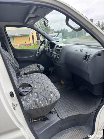 Toyota Hiace 2008, kuva 7/11