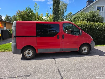 Opel Vivaro Combi L1H1 1,9 CDTI (100hv) 2003, kuva 3/23