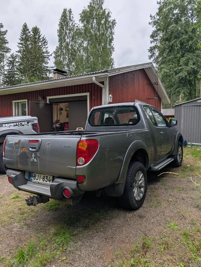Mitsubishi L200 2007, kuva 4/6