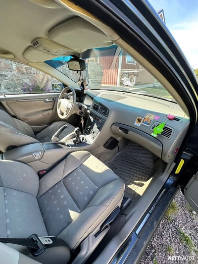 Volvo V70 2006, kuva 6/23