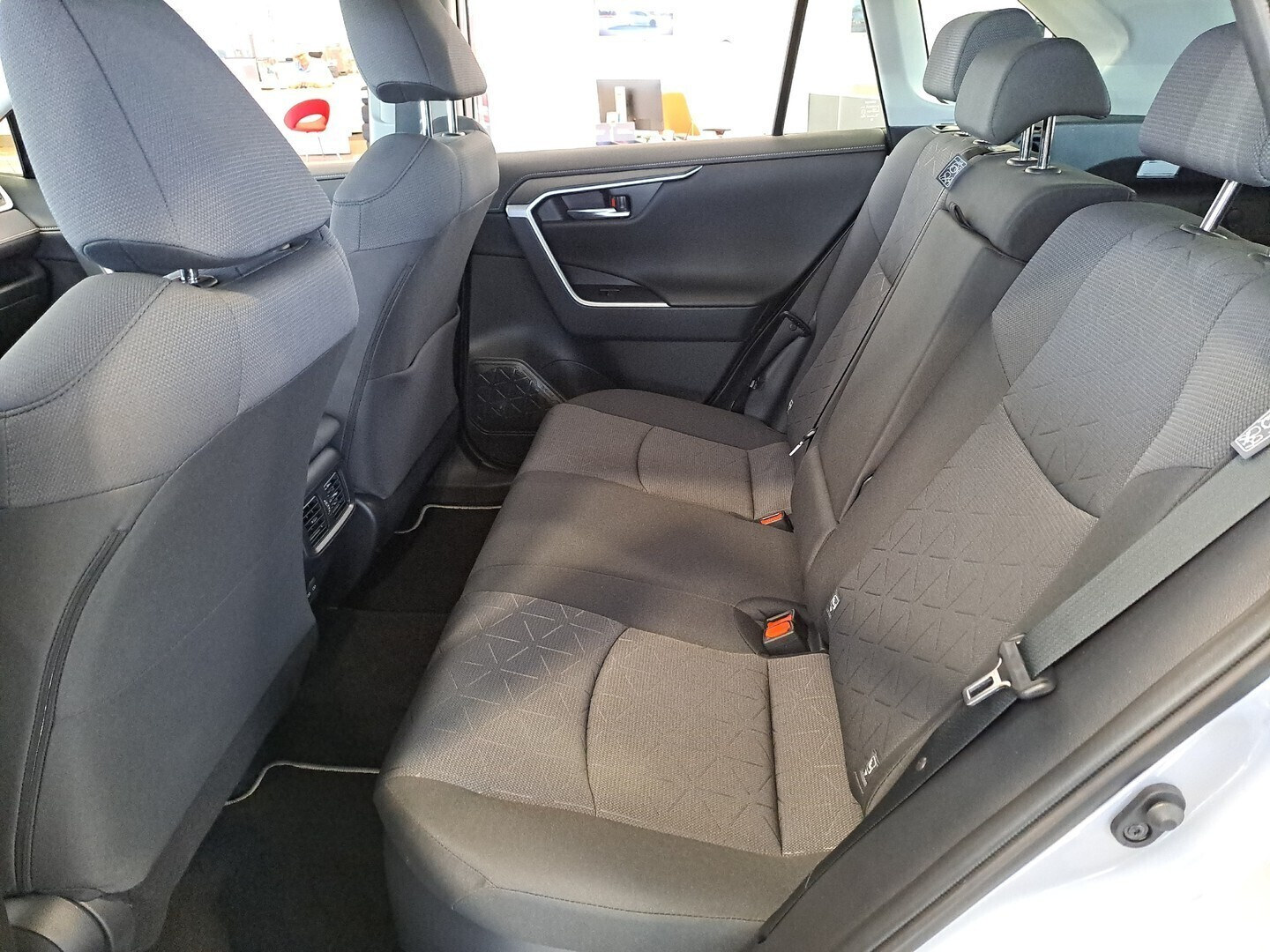 Toyota RAV4 2022, photo 3/7