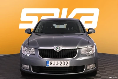 Skoda Superb 2011, kuva 2/10
