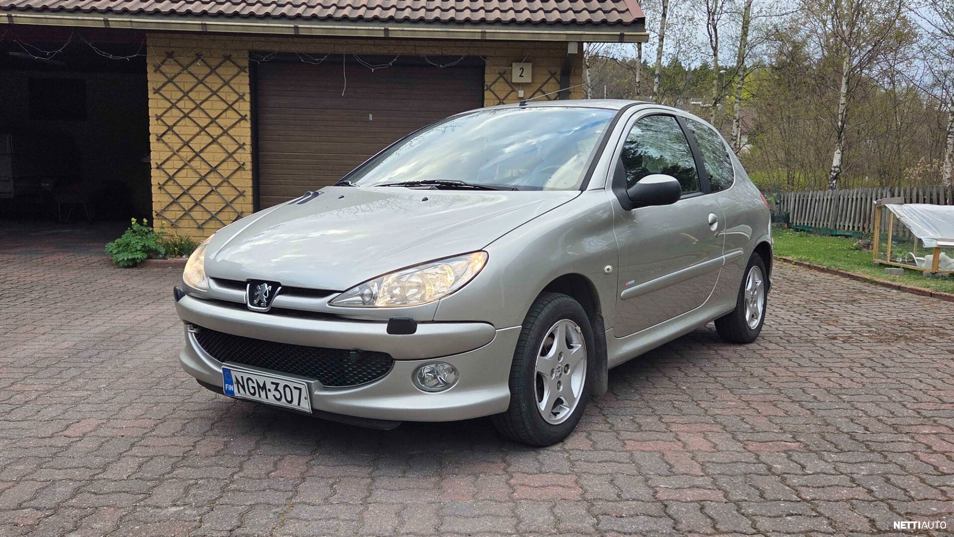 Peugeot 206