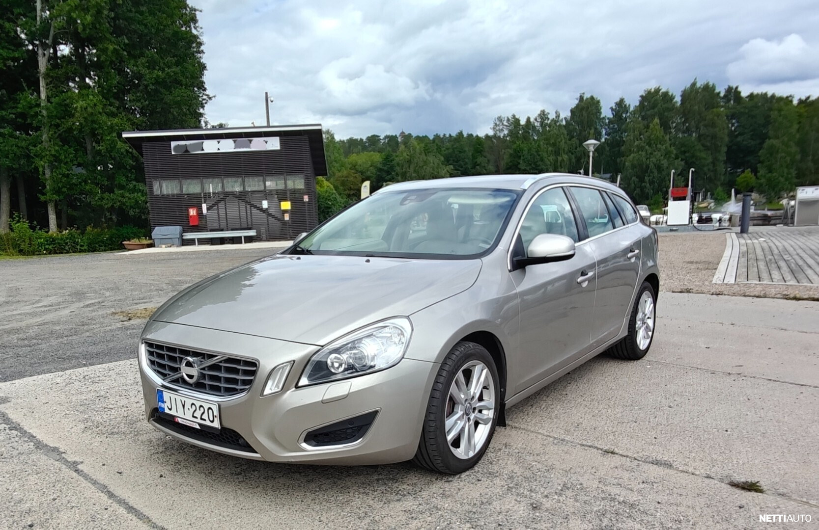 Volvo V60