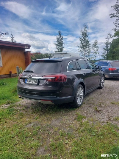 Opel Insignia Country tourer 2014, kuva 2/5
