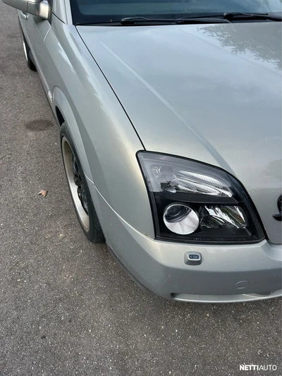 Opel Vectra 2005, photo 2/12