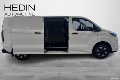 Ford Transit Custom 2025, photo 6/26