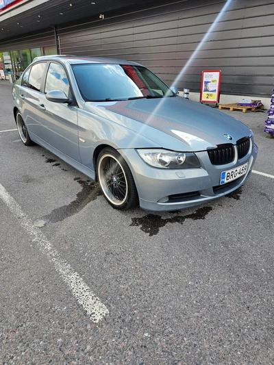 BMW 318 e90 2006, kuva 1/10