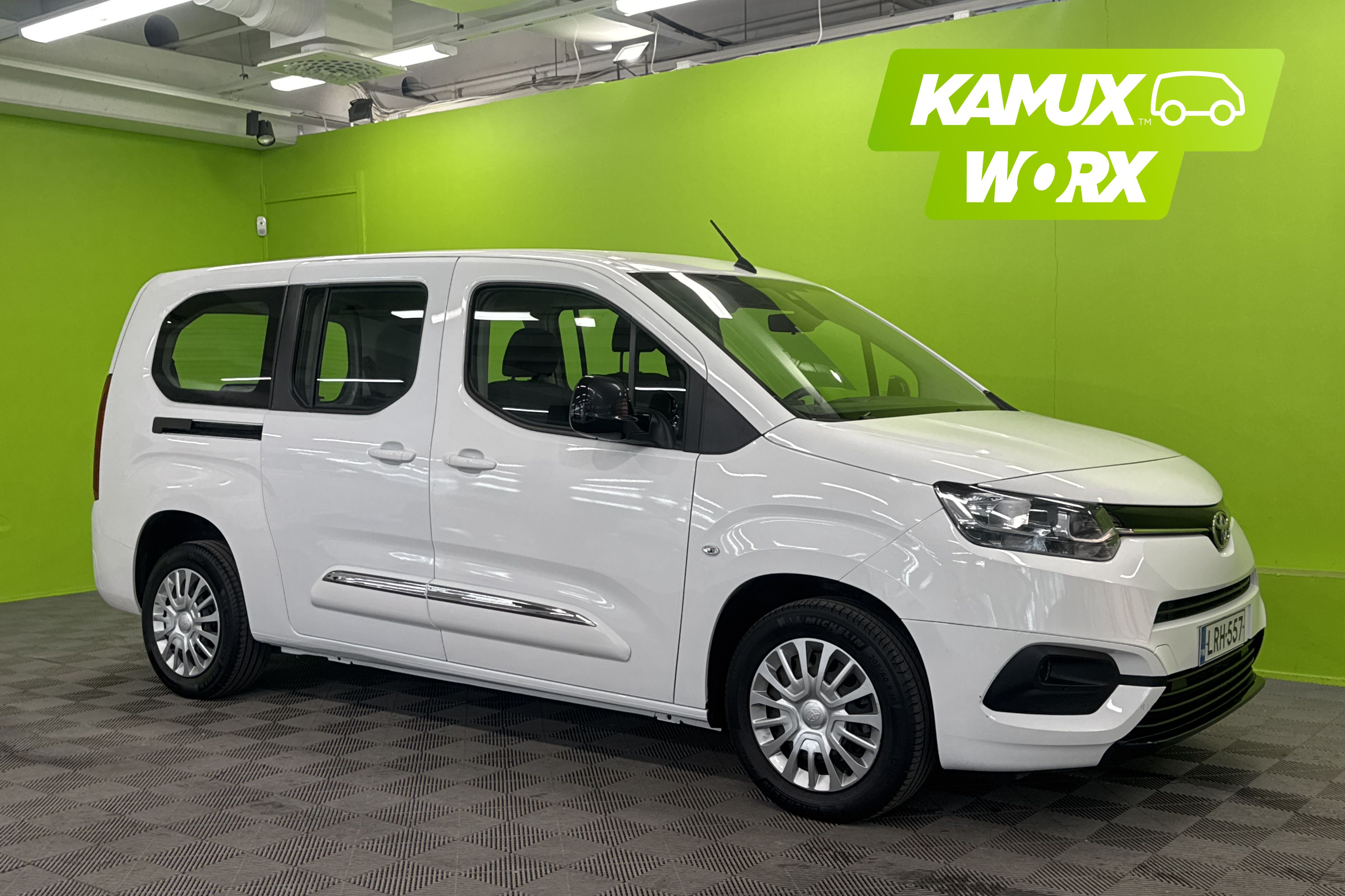 Toyota Proace City Verso Active L2 1,2 130 Automaatti 5ov 7-Paikkainen