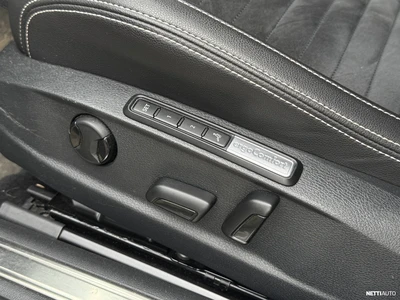 Volkswagen Passat 2020, photo 5/14