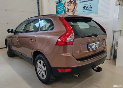 Volvo XC60 2,4D AWD Kinetic aut 2010, photo 3/23